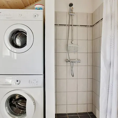 Nyaraló Bolli - 1-1km From The Sea By Interhome