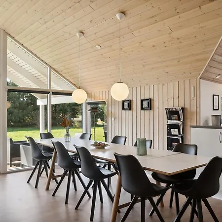 Bolli - 1-1km From The Sea By Interhome