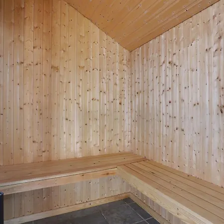Bolli - 1-1km From The Sea By Interhome Feriehus Bøtø By